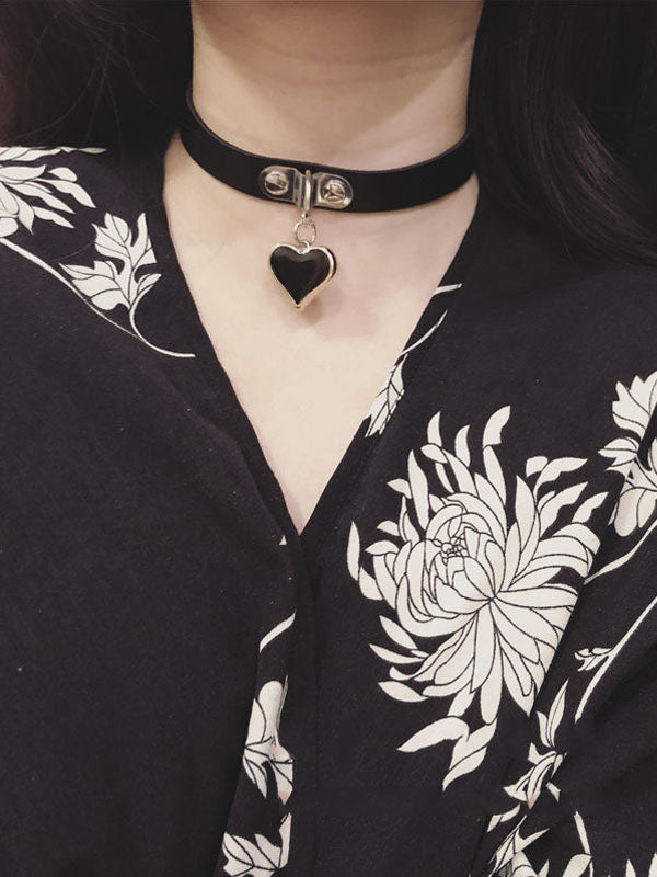 Black Heart Choker 