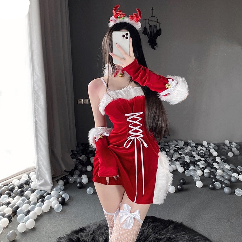 Christmas Eve Cosplay 