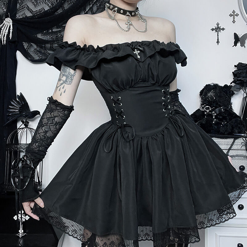 Off-shoulder gothic lolita dress