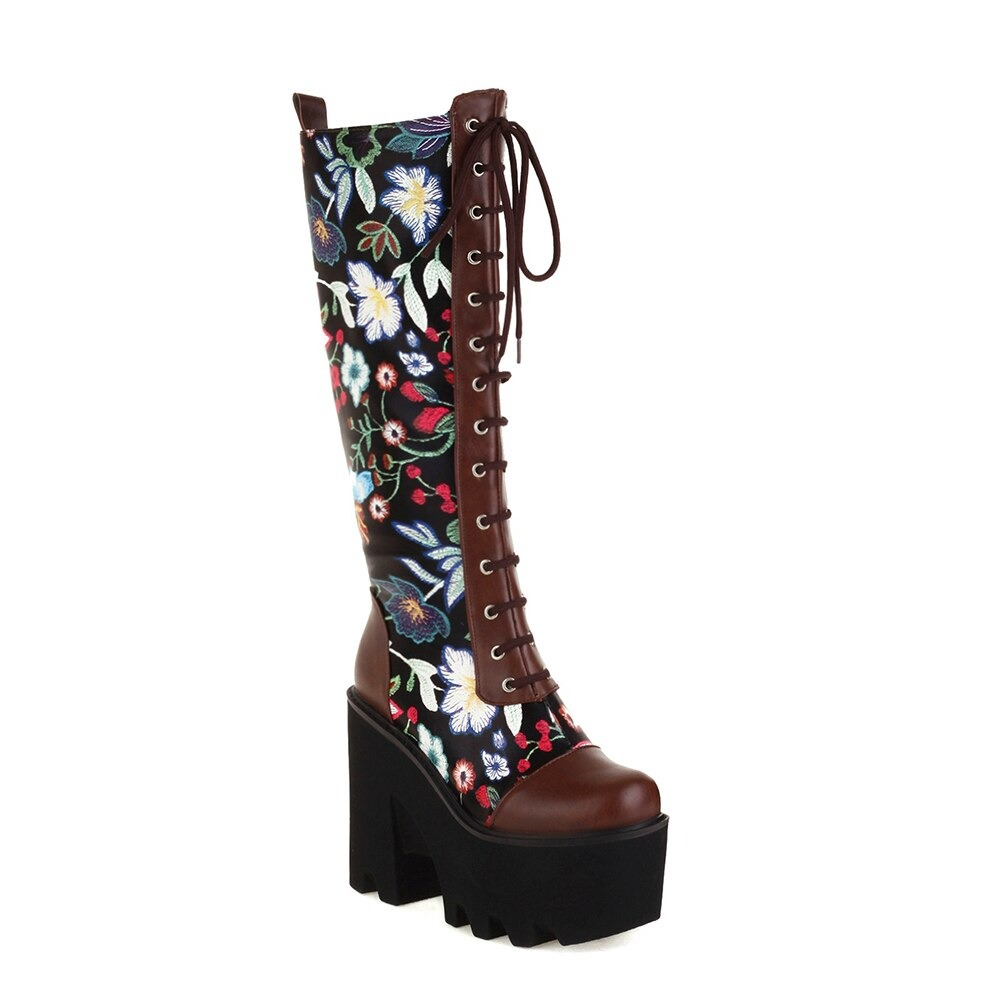 Fashion Women's Waterproof Platform Shoes / Punk Style Flower Design Ankle Boots